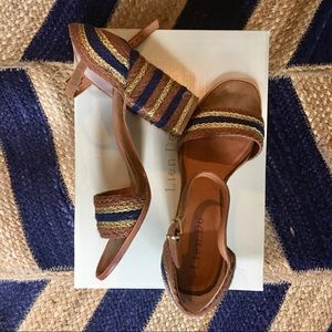 Liendo Linda · Woven Heels
